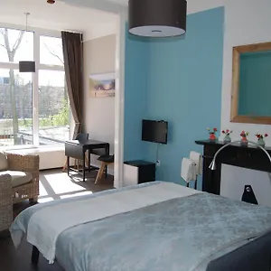 bed-breakfast-obrechtstraat.thehaguehotels.net/